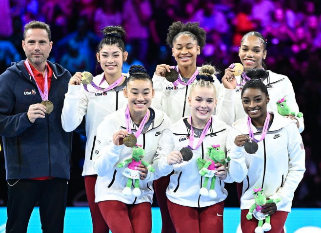 Simone Biles Leads US Women’s Gymnastics Team To Seventh Consecutive ...